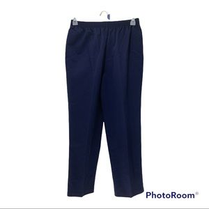 BonWorth Pants Women’s Petite Short Pull On